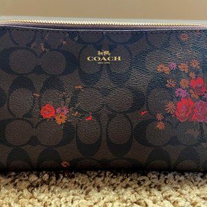 Coach Makeup bag